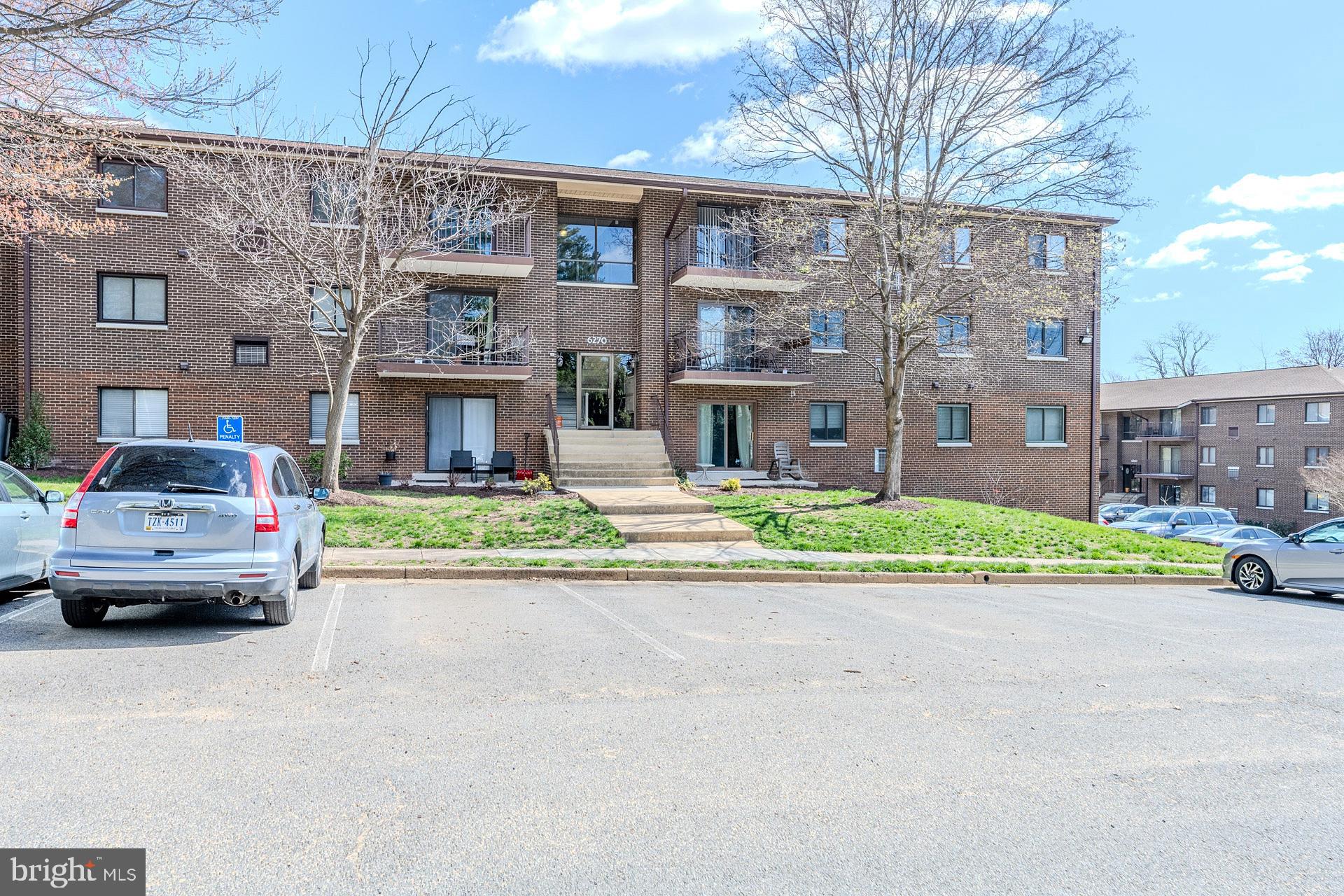 6270 Edsall Road, Unit 404 Alexandria, VA 22312 - Photo 3 of 18 Gallery Image 3