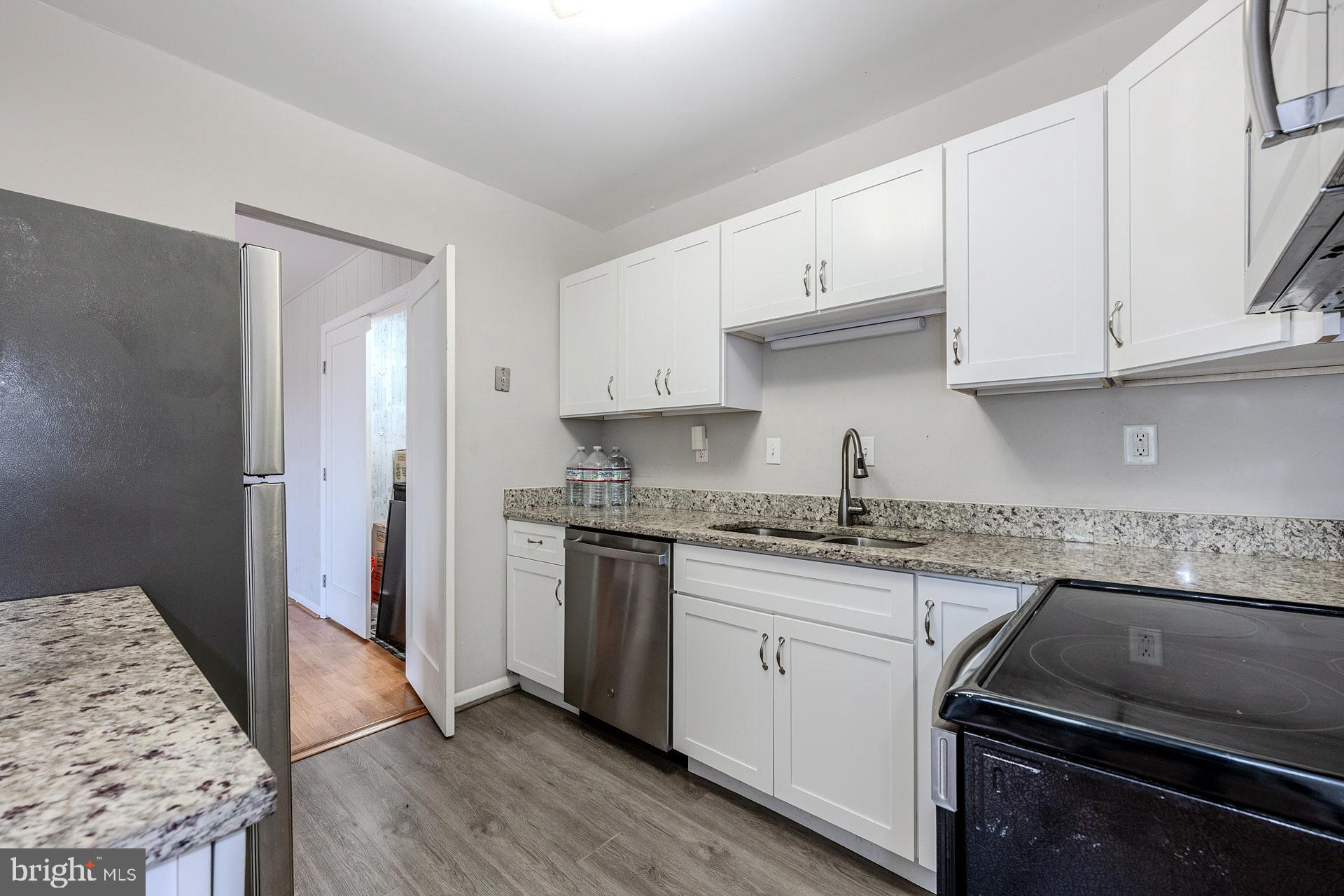 6270 Edsall Road, Unit 404 Alexandria, VA 22312 - Photo 10 of 18 Gallery Image 10