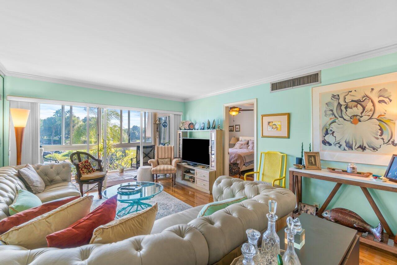769 Jeffery Street, Unit 206 Boca Raton, FL 33487 - Photo 10 of 26 010-769JefferyStreet-BocaRaton-FL-33487-