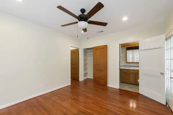 $1,650 | 5710 Greenbriar Drive, Houston, TX 77030