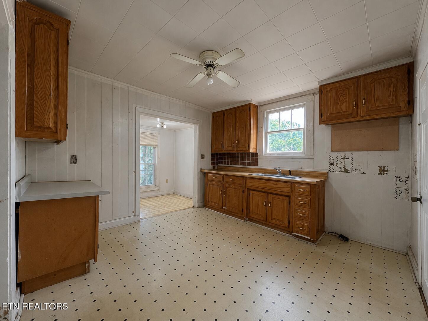 1732 North Wright Road Alcoa, TN 37701 - Photo 12 of 26 Kitchen