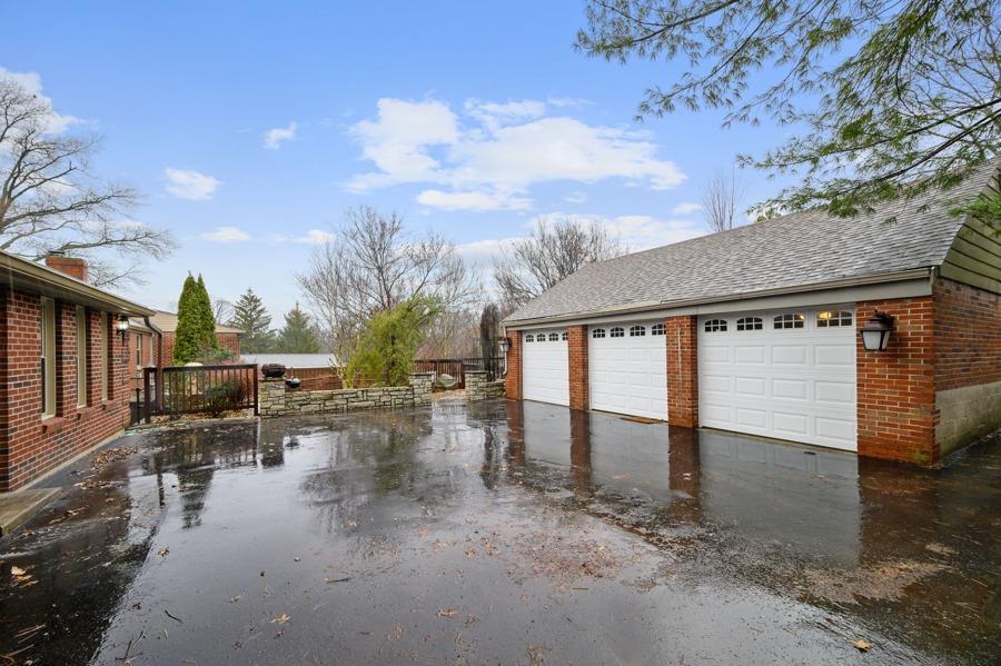 3936 Hanley Road Cincinnati, OH 45247 - Photo 29 of 33