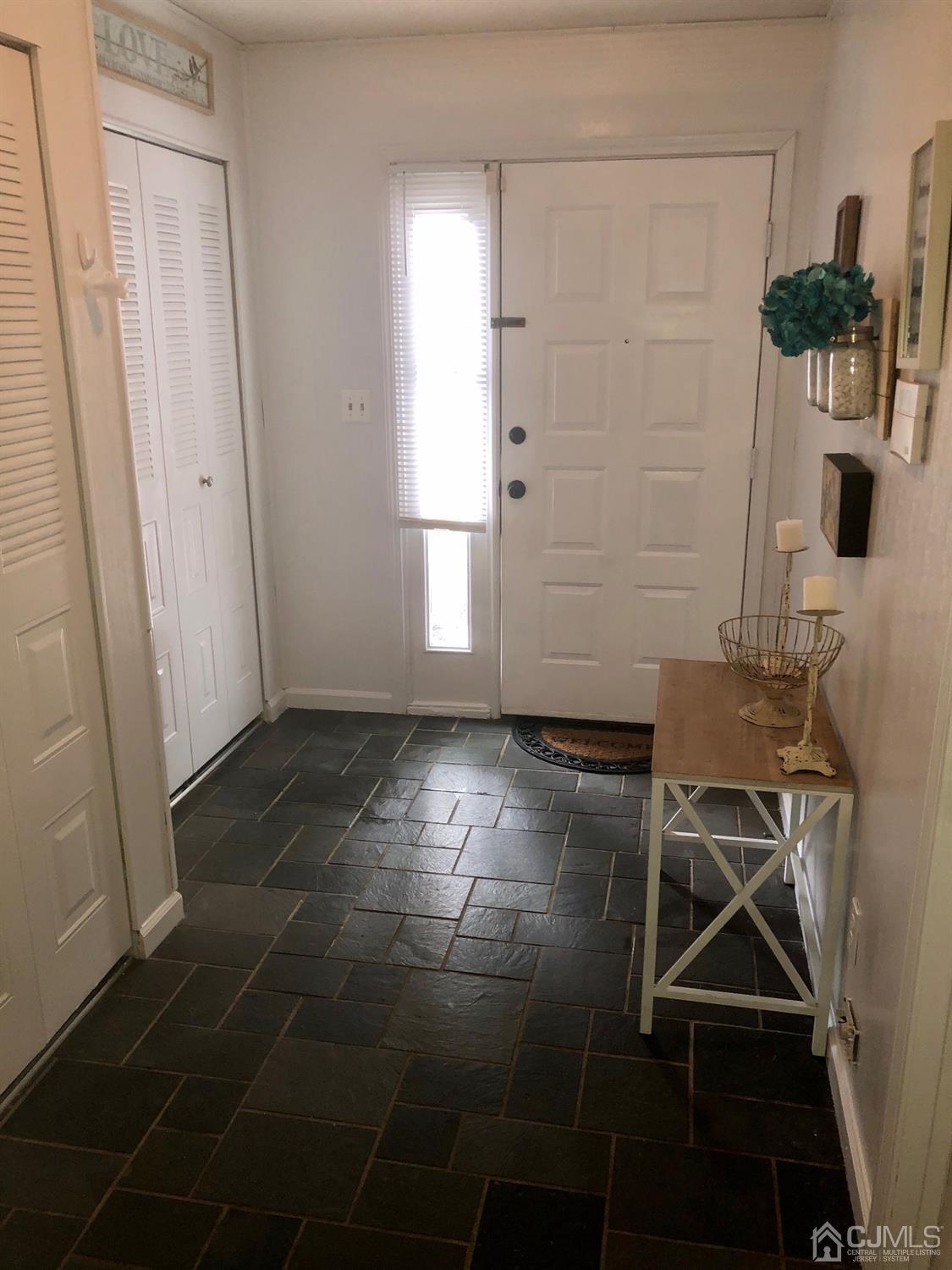 40 Lexington Circle Old Bridge, NJ 07747 - Photo 2 of 19 Gallery Image 2