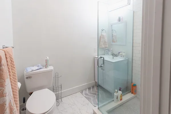 $2,200 | 176 Court Street, Unit 8, Plymouth, MA 02360
