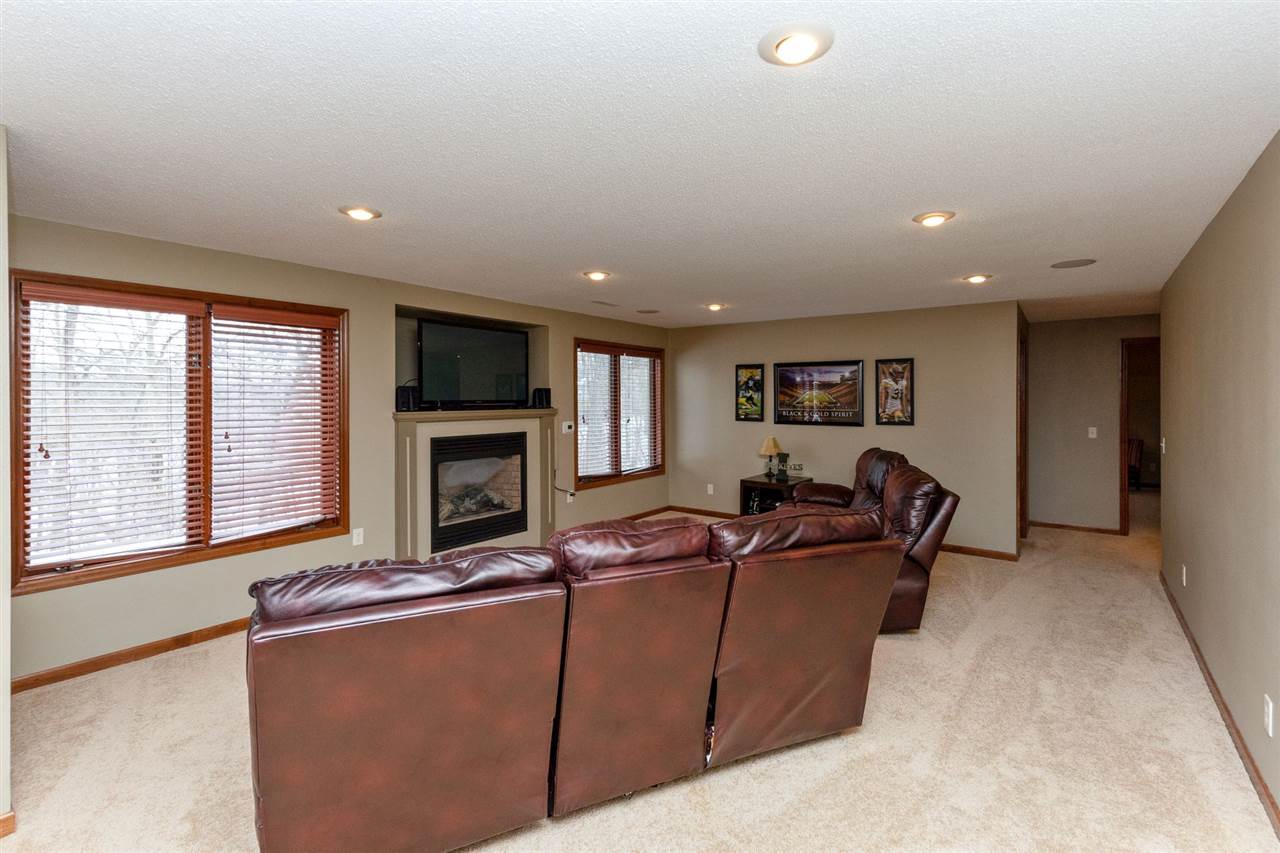 4210 Briar Ridge Court Ely, IA 52227 - Photo 17 of 28 Gallery Image 17