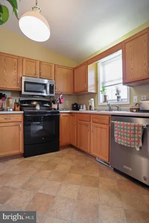 $2,100 | 13014 Orchid Drive, Hagerstown, MD 21742