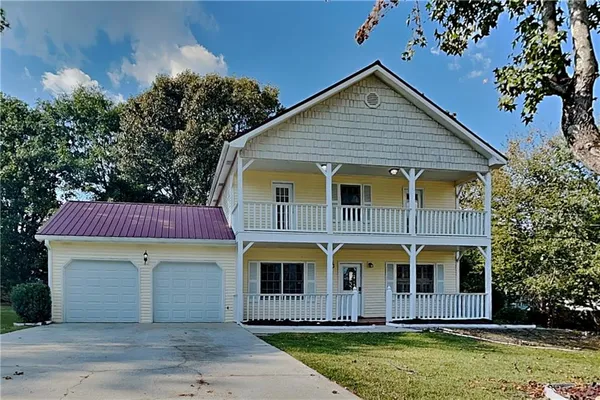 $2,025 | 1305 Burning Bush Drive, Loganville, GA 30052