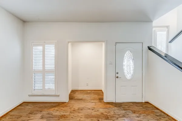 $2,190 | 708 Fowler Street, Houston, TX 77007