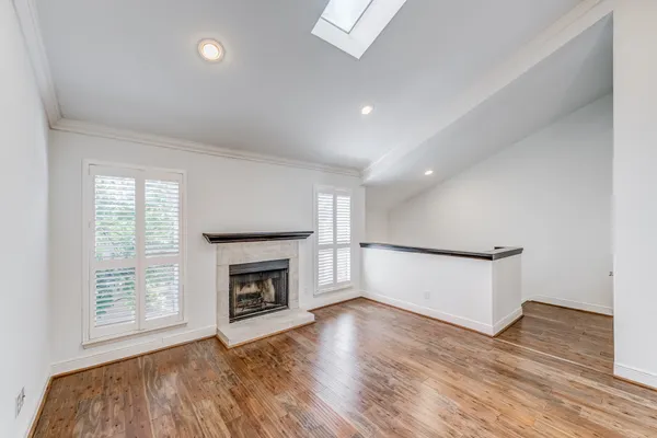 $2,190 | 708 Fowler Street, Houston, TX 77007