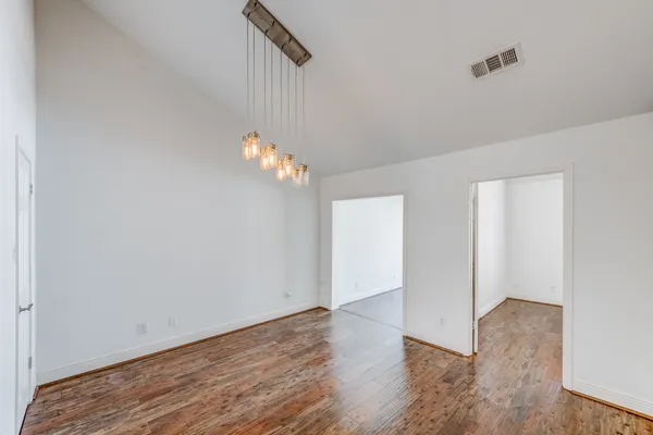 $2,190 | 708 Fowler Street, Houston, TX 77007
