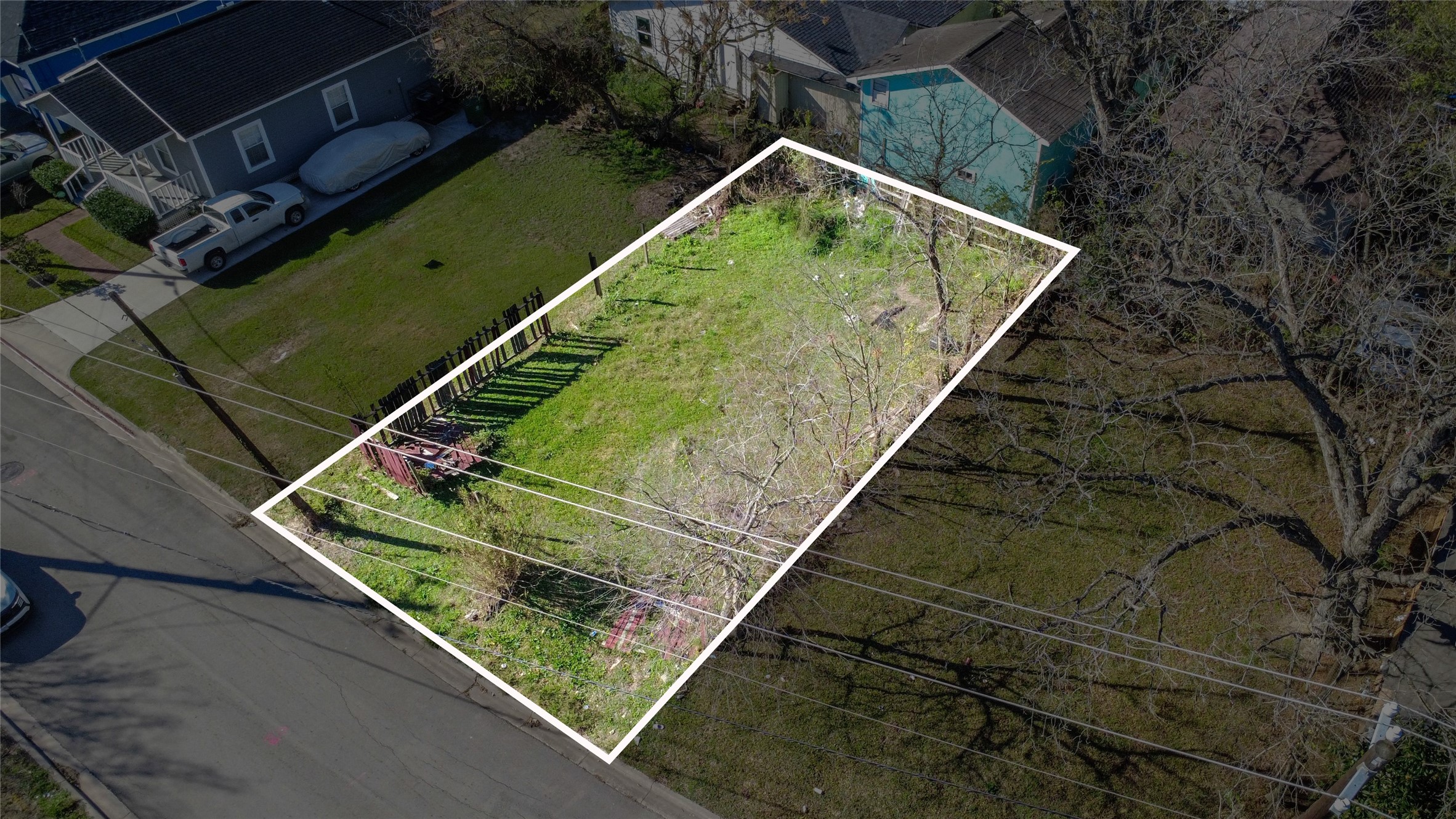 1407 Bringhurst Street Houston, TX 77020 - Photo 3 of 36