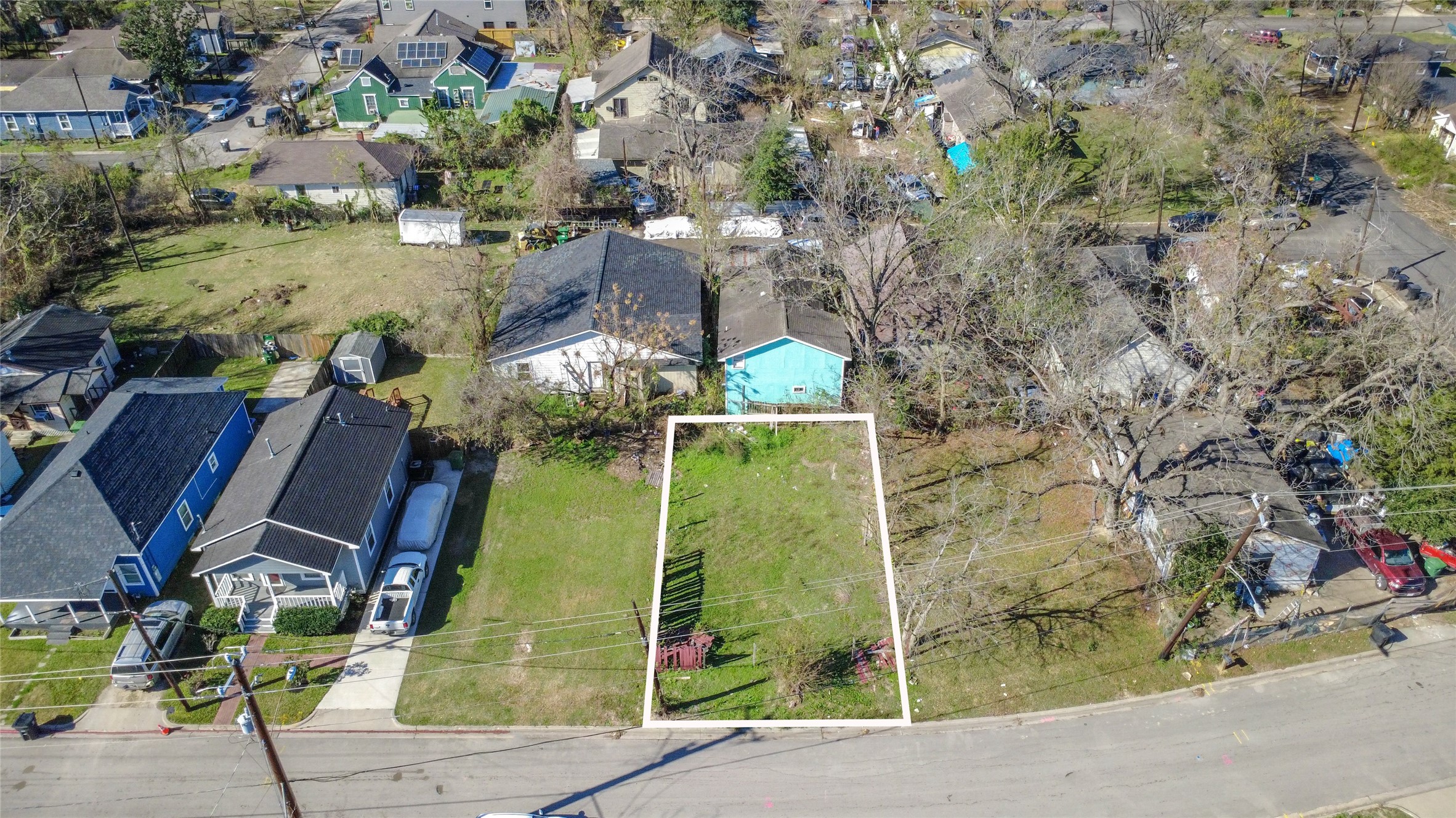 1407 Bringhurst Street Houston, TX 77020 - Photo 9 of 36