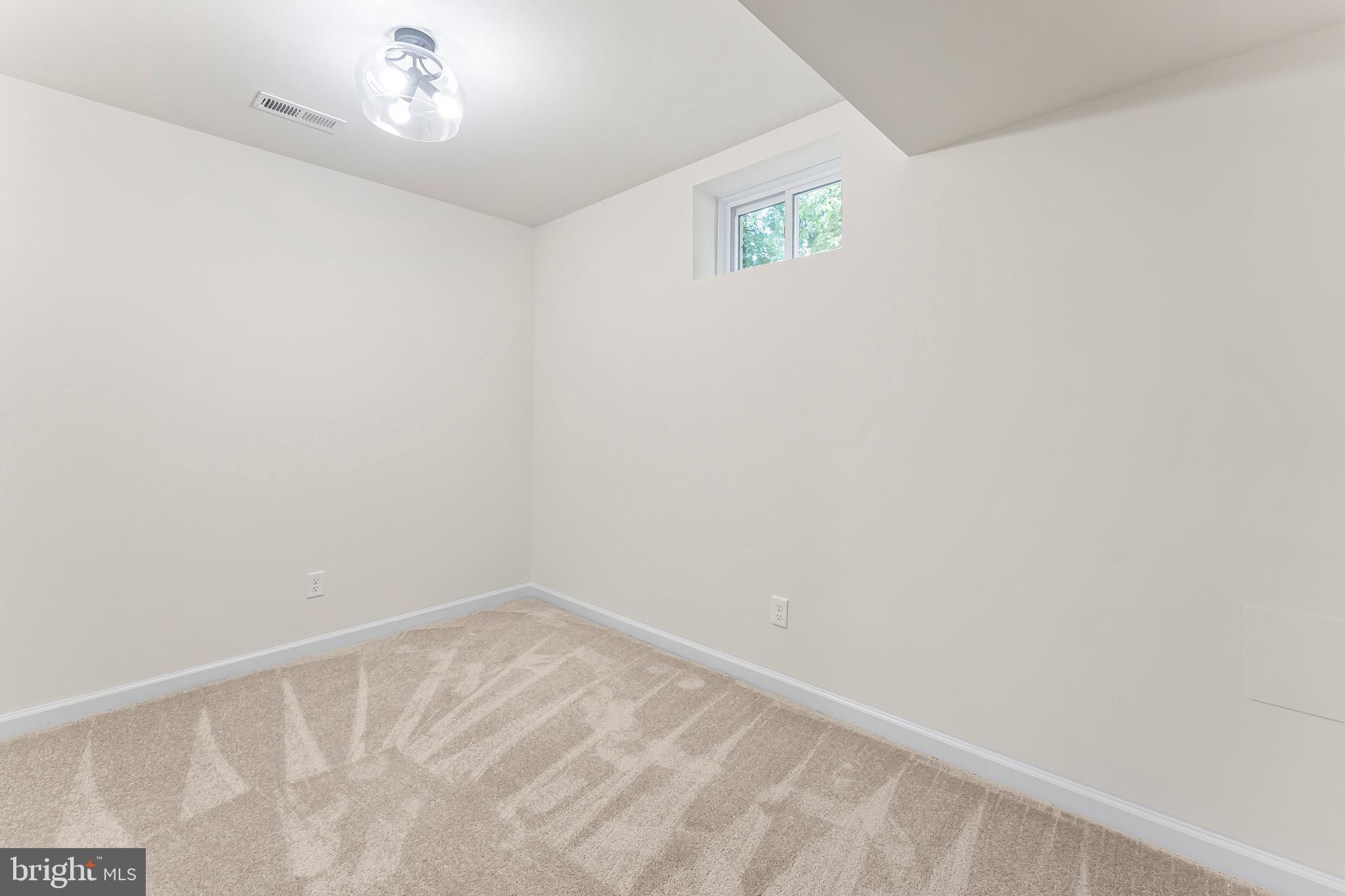 10038 Bear Lane Ruther Glen, VA 22546 - Photo 42 of 55