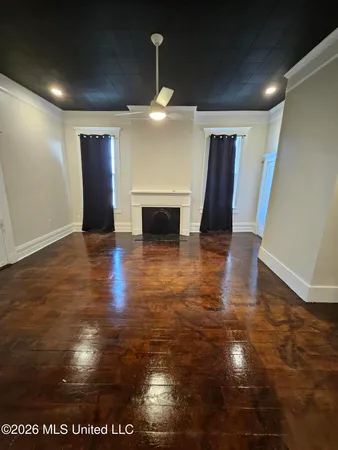$1,800 | 1711 Cherry Street, Unit B, Vicksburg, MS 39180