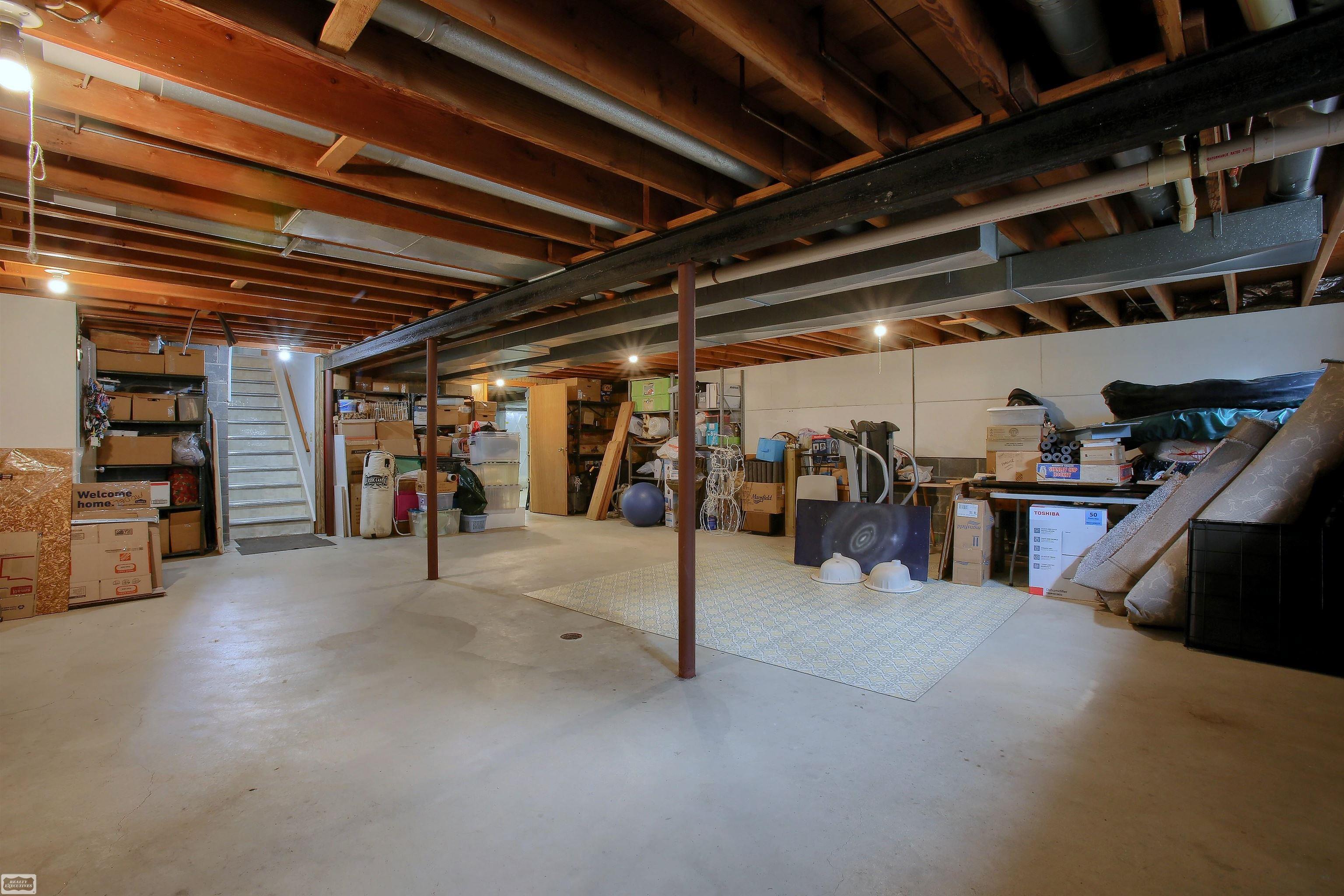 61900 Bates Road New Haven, MI 48048 - Photo 26 of 43 50090471-25.JPG