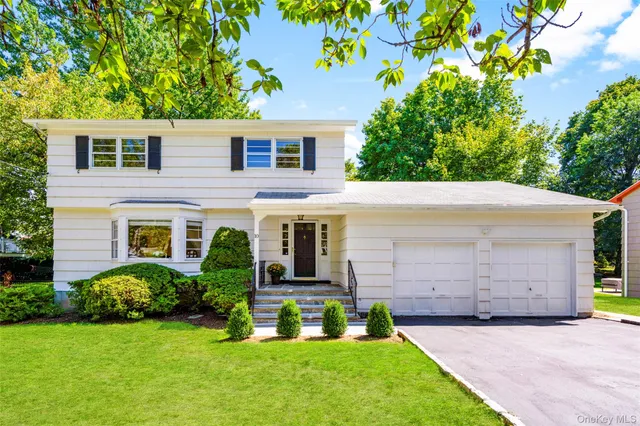 $1,050,000 | 10 Jason Lane, Mamaroneck, NY 10543