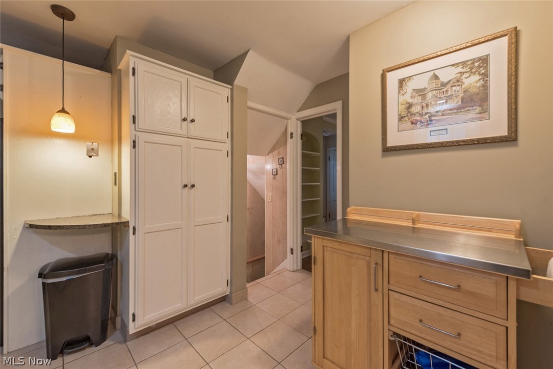 3915 Orchard Road Cleveland Heights, OH 44121 - Photo 13 of 26