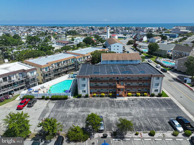 $299,900 | 14405 Tunnel Avenue, Unit 112, Ocean City, MD 21842