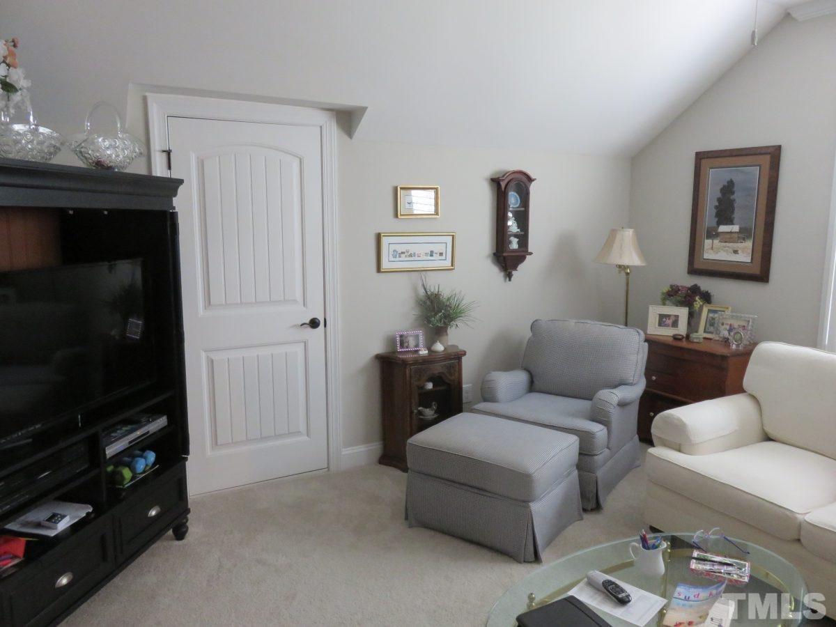 8404 Coppice Circle Raleigh, NC 27615 - Photo 15 of 24 Gallery Image 15