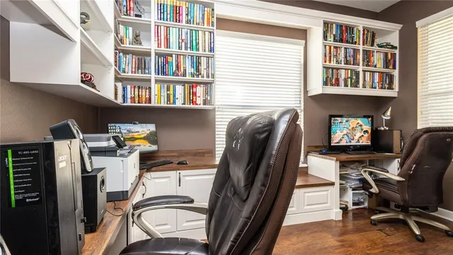 $370,000 | 25921 San Rafael Court, Howey-in-the-Hills, FL 34737