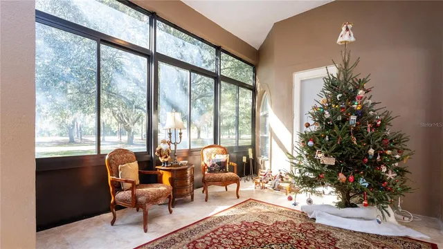 $370,000 | 25921 San Rafael Court, Howey-in-the-Hills, FL 34737