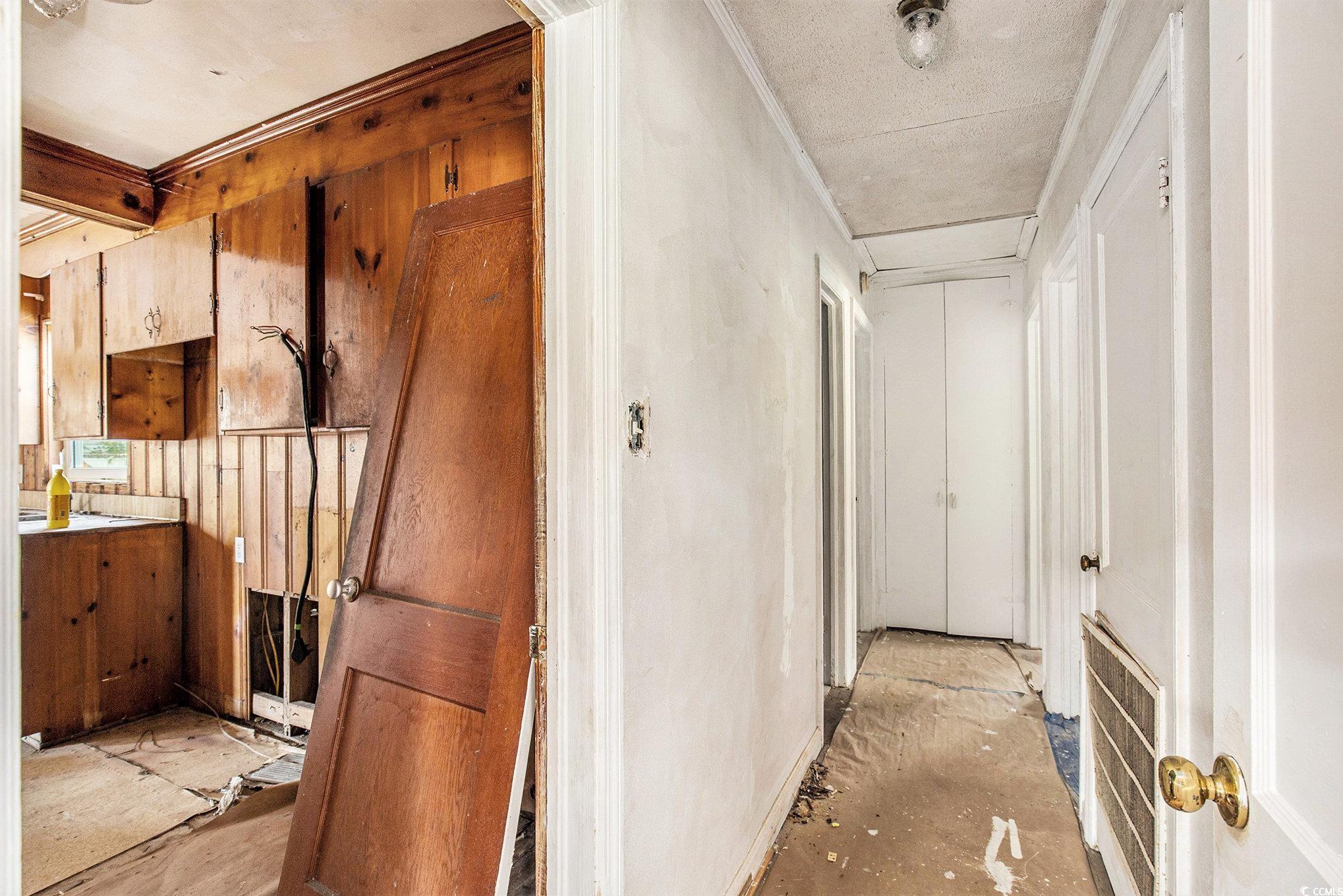 307 East Lloyd Street Mullins, SC 29574 - Photo 11 of 29