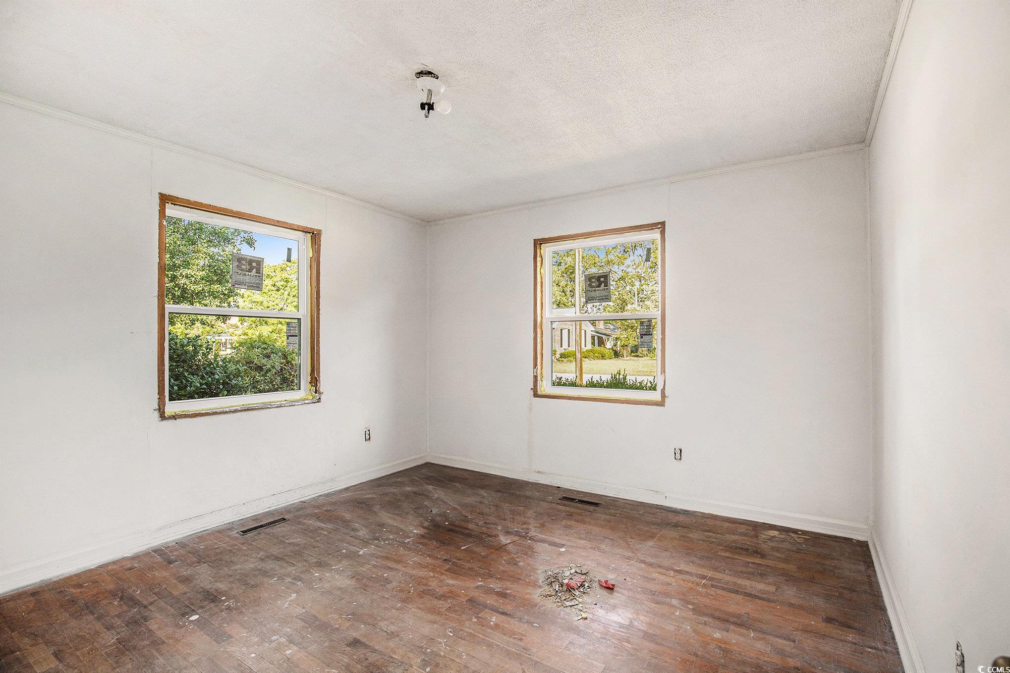 307 East Lloyd Street Mullins, SC 29574 - Photo 15 of 29