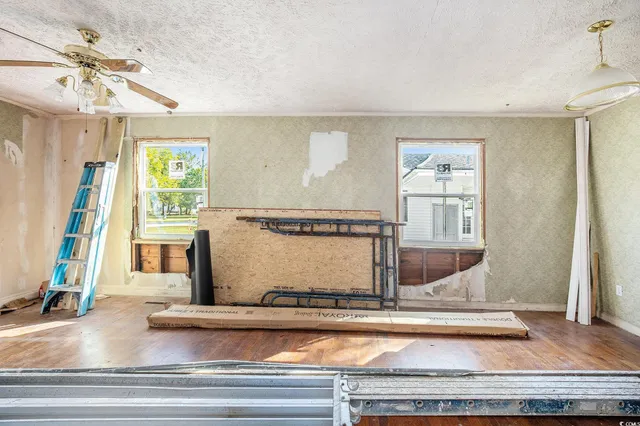 $83,499 | 307 East Lloyd Street, Mullins, SC 29574