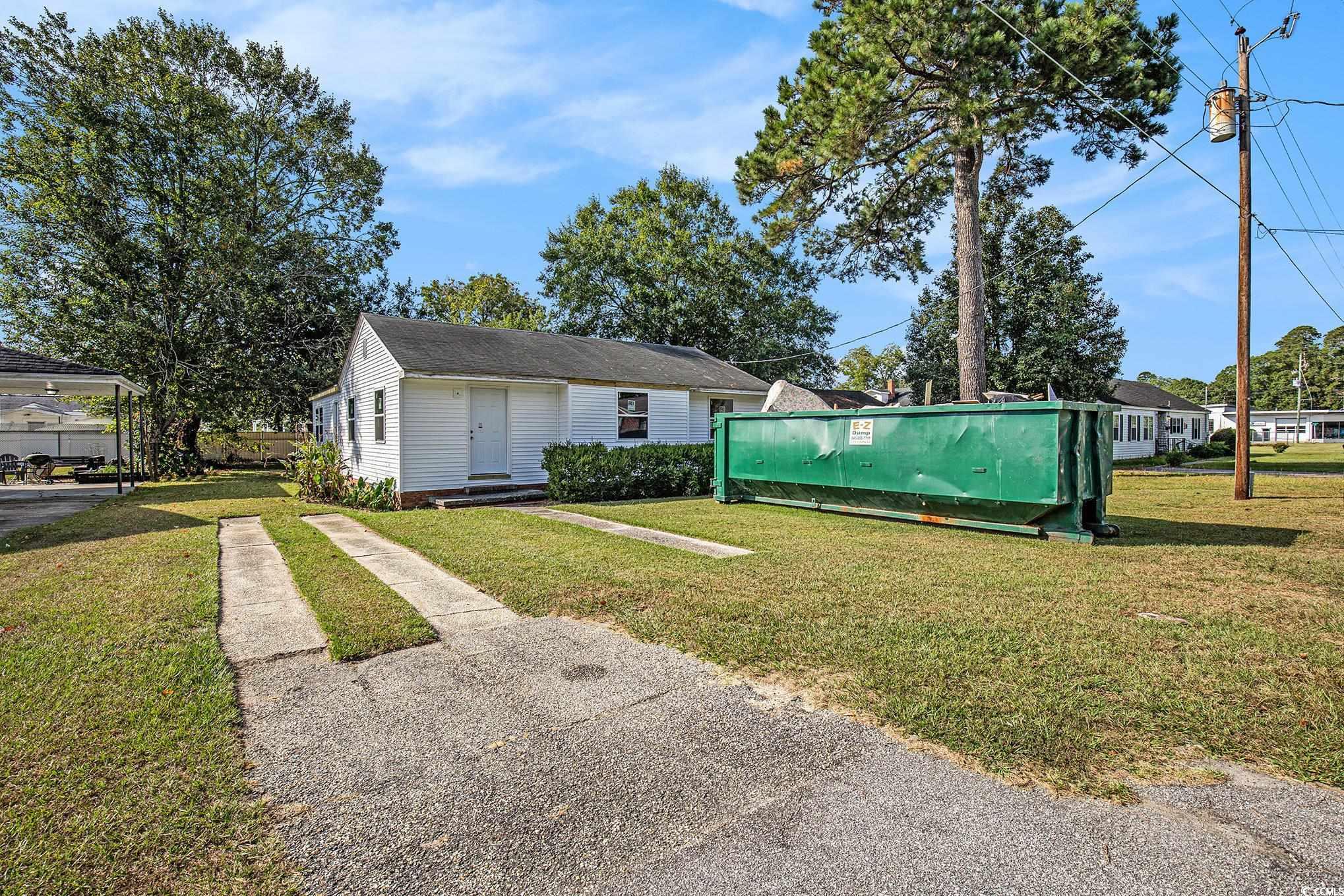 307 East Lloyd Street Mullins, SC 29574 - Photo 21 of 29