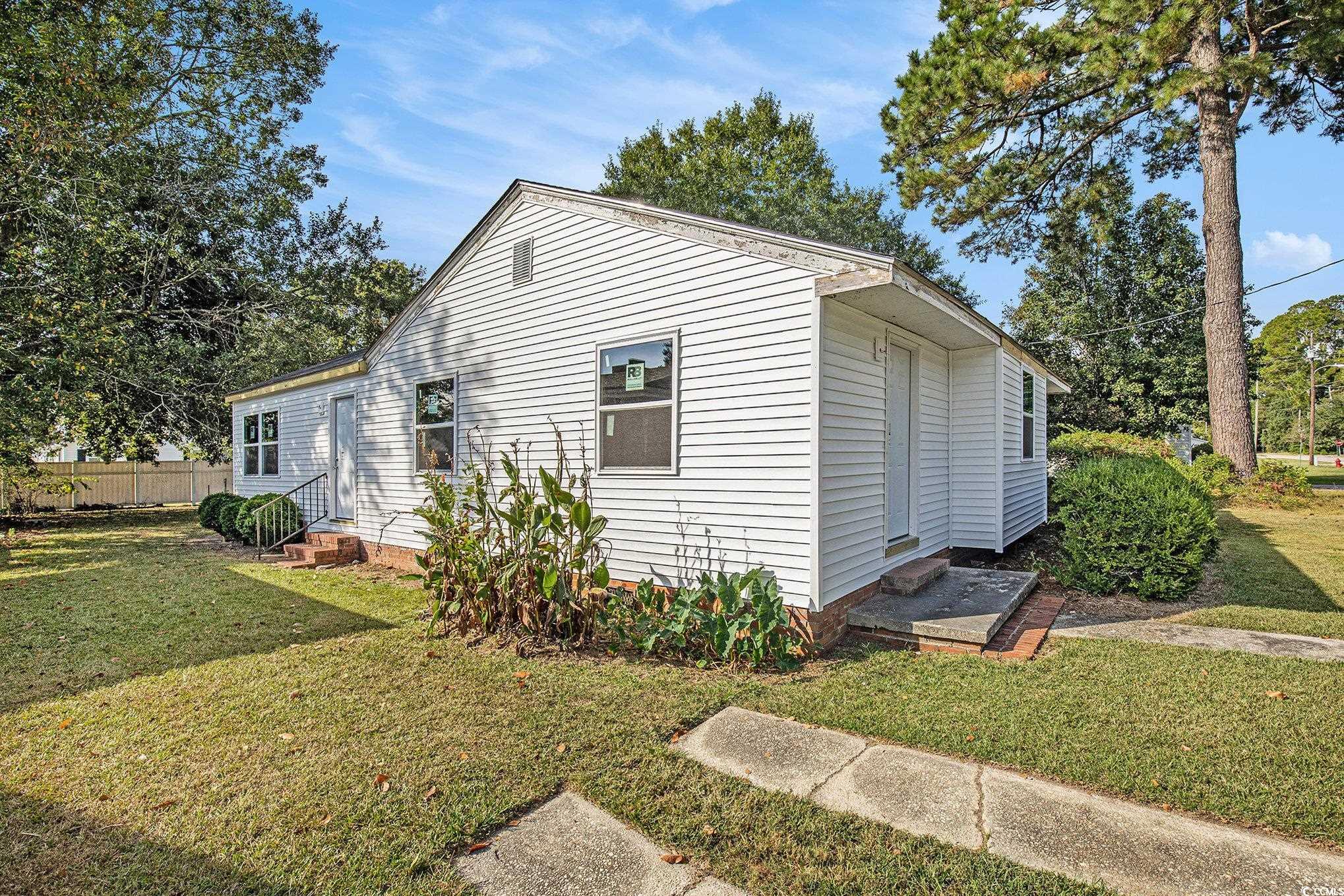 307 East Lloyd Street Mullins, SC 29574 - Photo 22 of 29