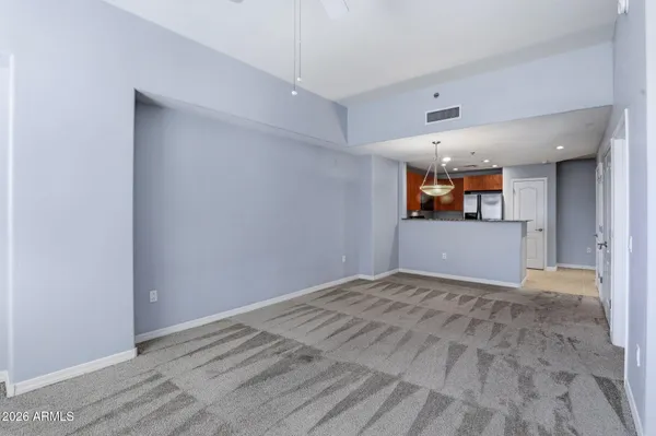 $1,445 | 2302 North Central Avenue, Unit 215, Phoenix, AZ 85004