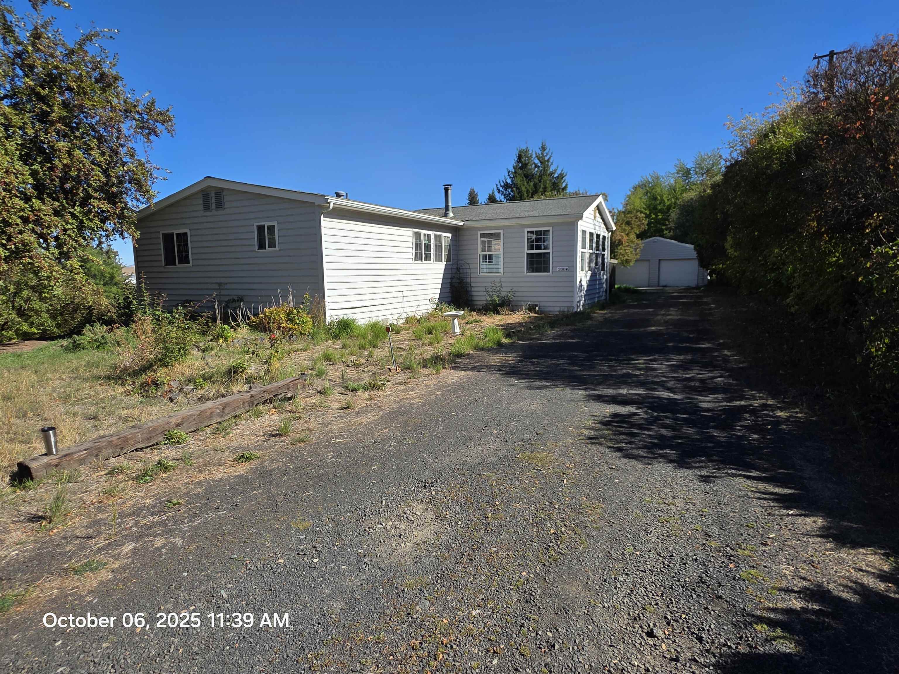 208 Cleveland Street Garfield, WA 99130 - Photo 1 of 28 Gallery Image 1