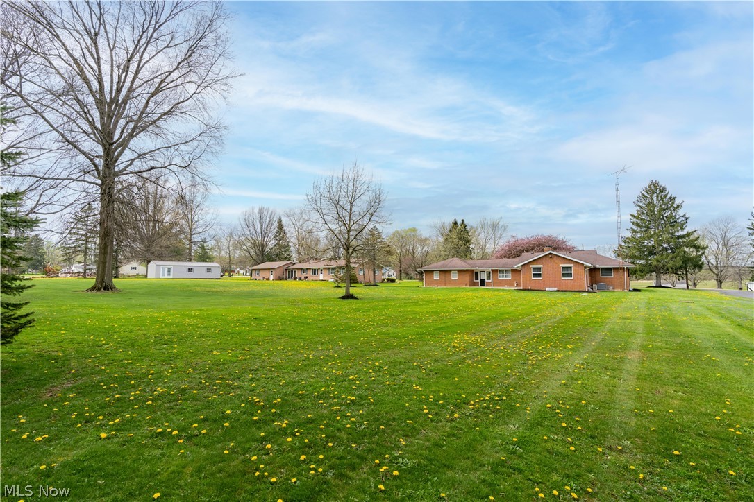 300 Homeworth Road Alliance, OH 44601 - Photo 39 of 41