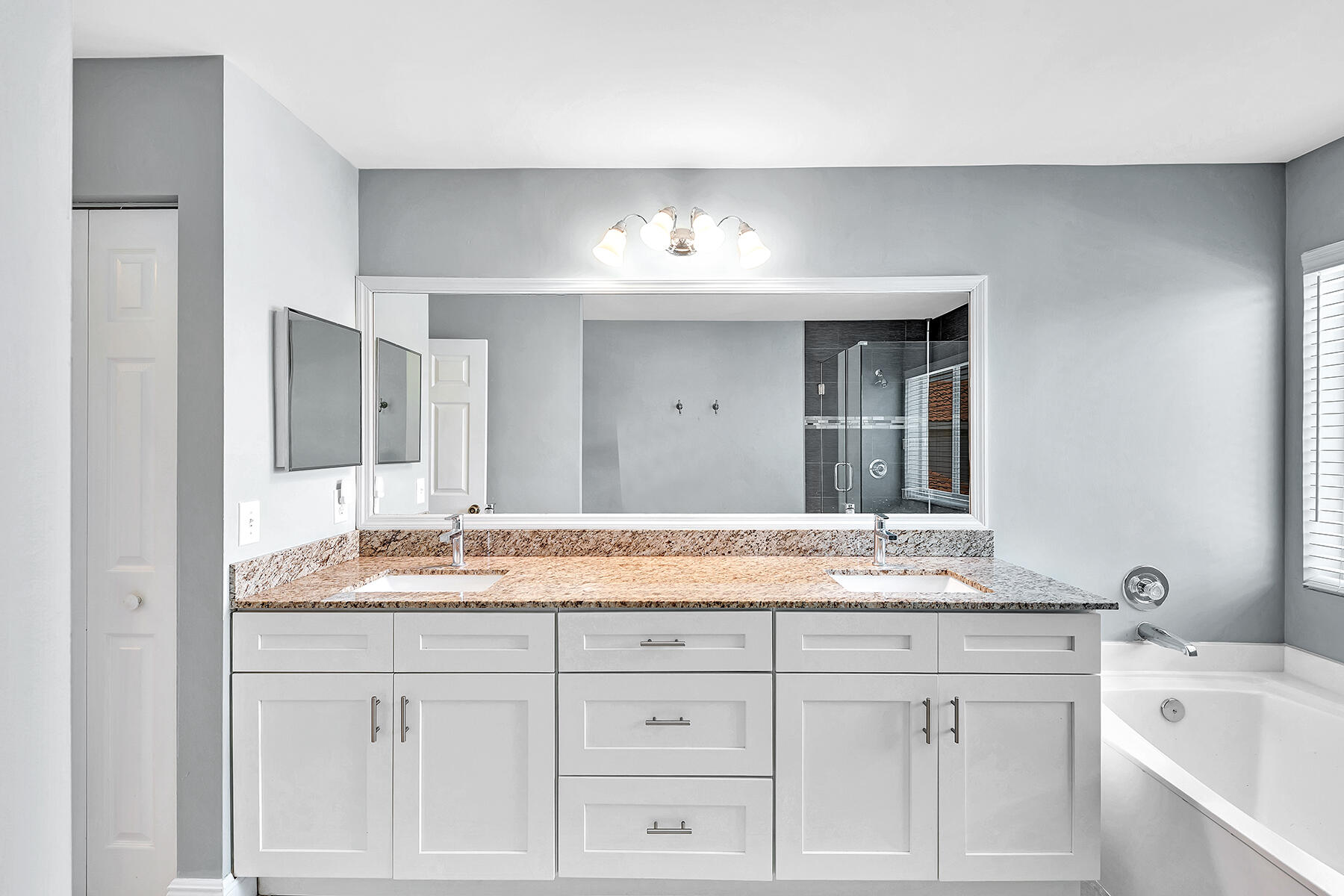 22464 Overture Circle Boca Raton, FL 33428 - Photo 26 of 70 Double Sinks