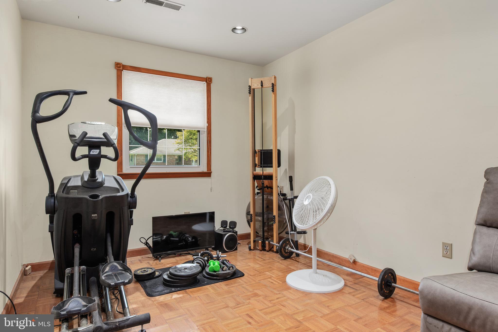 15 Meadow Road Pennsville, NJ 08070 - Photo 23 of 46 4th Bedroom/Gym