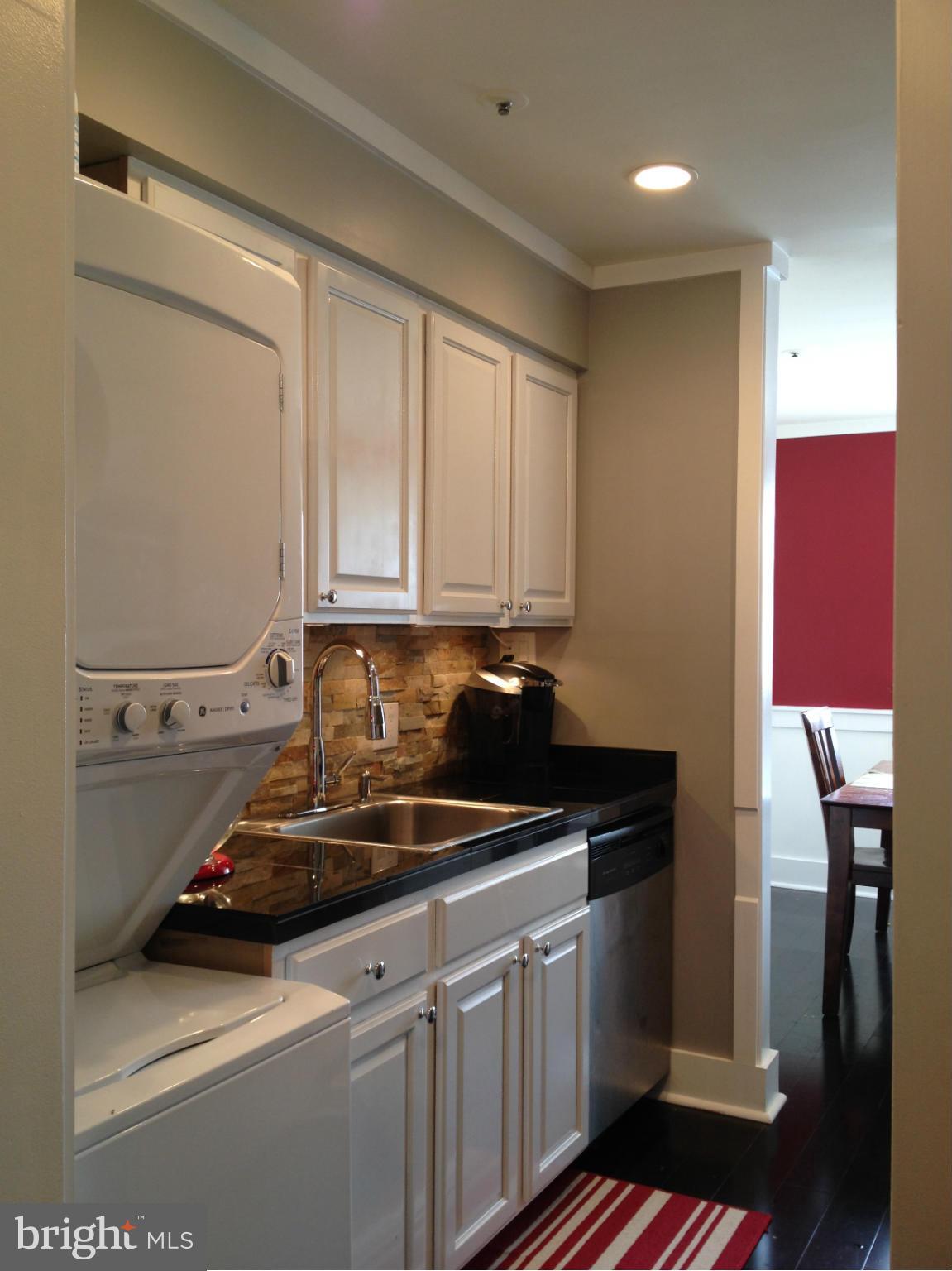 8369 Montgomery Run Road, Unit I Ellicott City, MD 21043 - Photo 9 of 30 Kitchen