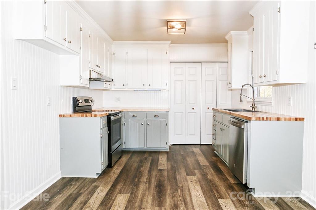 4040 Mellon Road Matthews, NC 28104 - Photo 14 of 38 Gallery Image 14