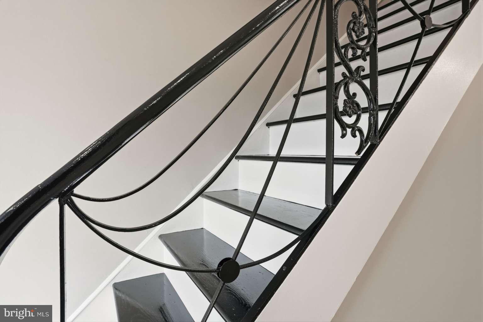 8653 Rugby Street Philadelphia, PA 19150 - Photo 19 of 45