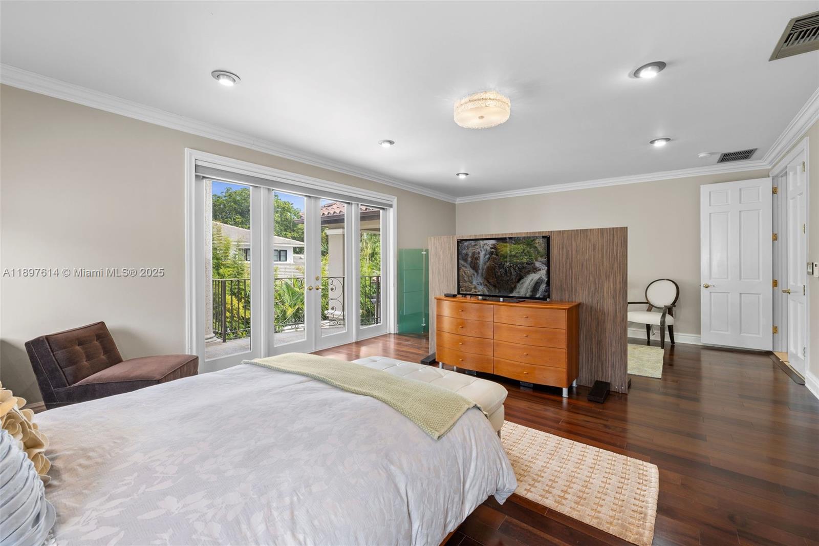 3601 Matheson Avenue Miami, FL 33133 - Photo 40 of 75