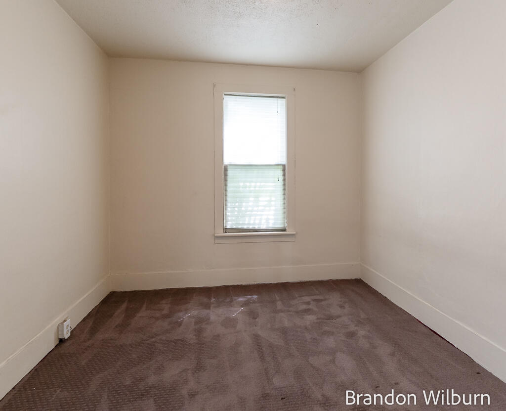 3259 Maple Grove Road Muskegon, MI 49441 - Photo 23 of 36 3529MapleGroveRd-37LoRes