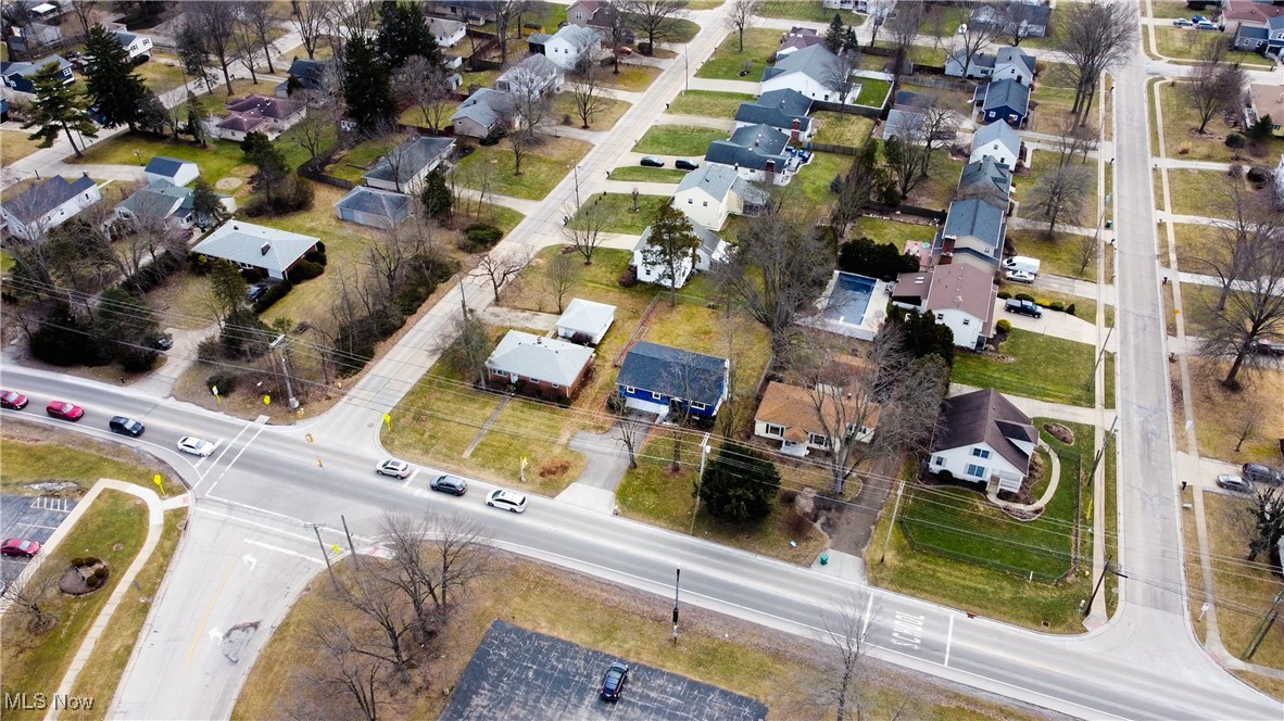 2674 Smith Road Fairlawn, OH 44333 - Photo 31 of 31 Drone / aerial view with a residential view