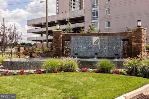 $334,900 | 901 North Penn Street, Unit R1107, Philadelphia, PA 19123