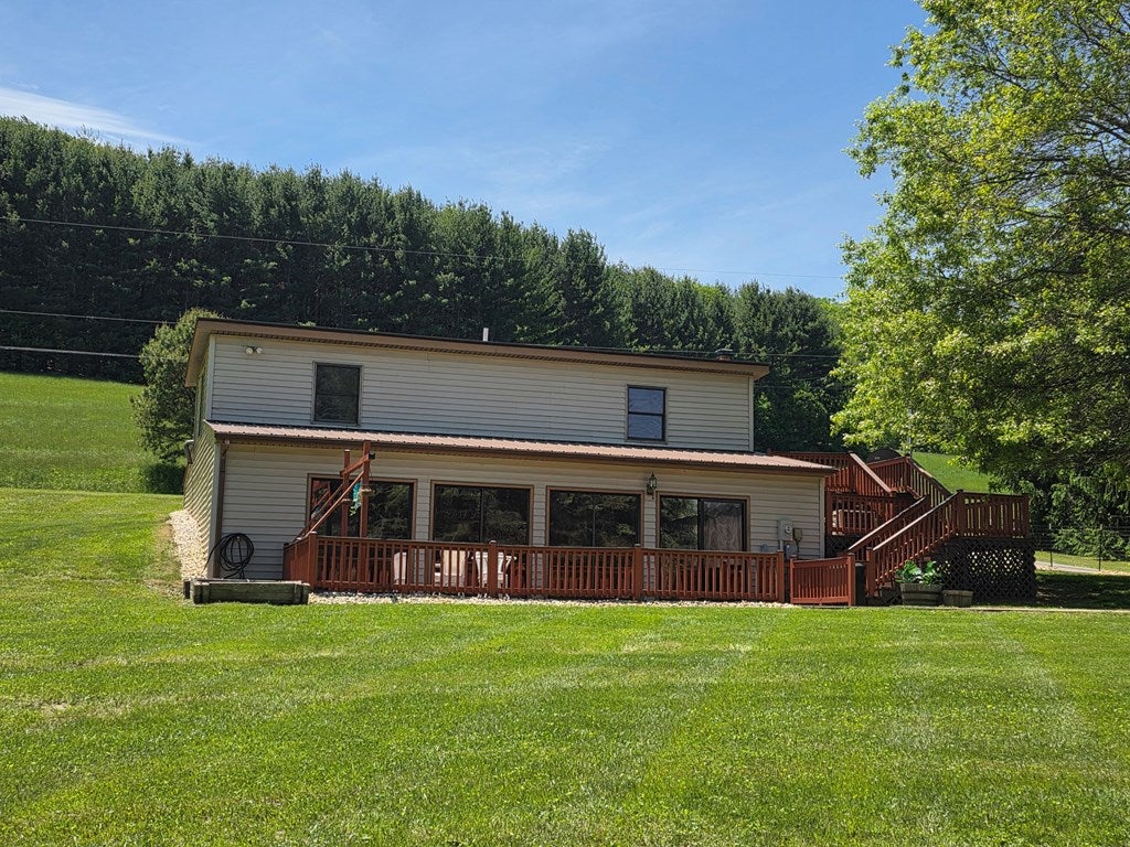 608 Quarter Branch Road Sugar Grove, VA 24375 - Photo 2 of 100 Gallery Image 2