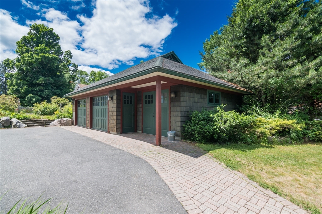 17 Florence Road Northampton, MA 01062 - Photo 3 of 42