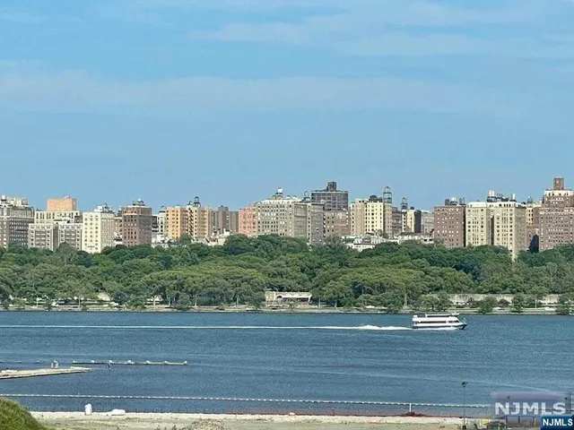 $5,250 | 9009 Riverside Place, Unit 3, North Bergen, NJ 07047