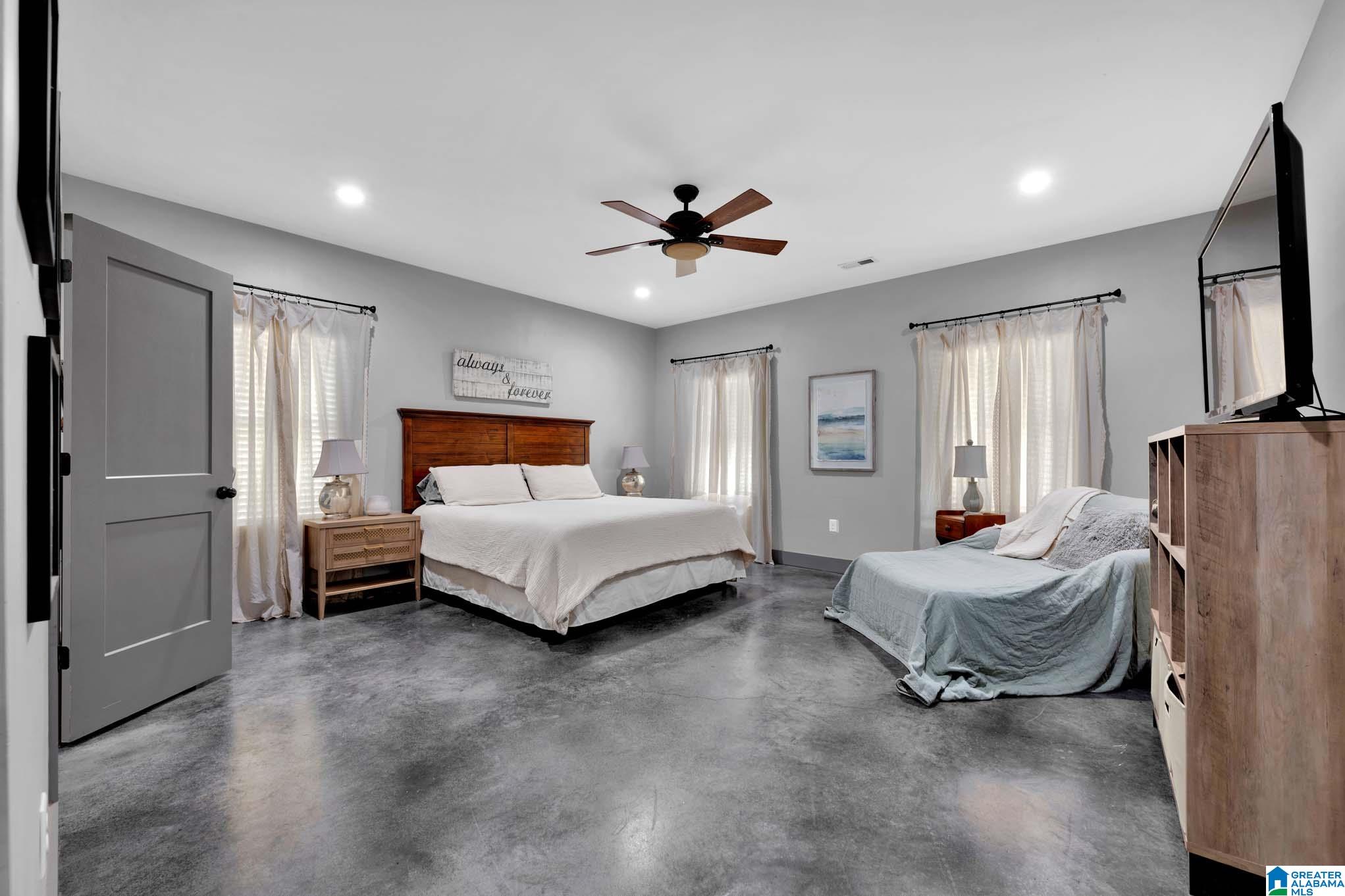 665 Robbins Road Hayden, AL 35079 - Photo 17 of 45