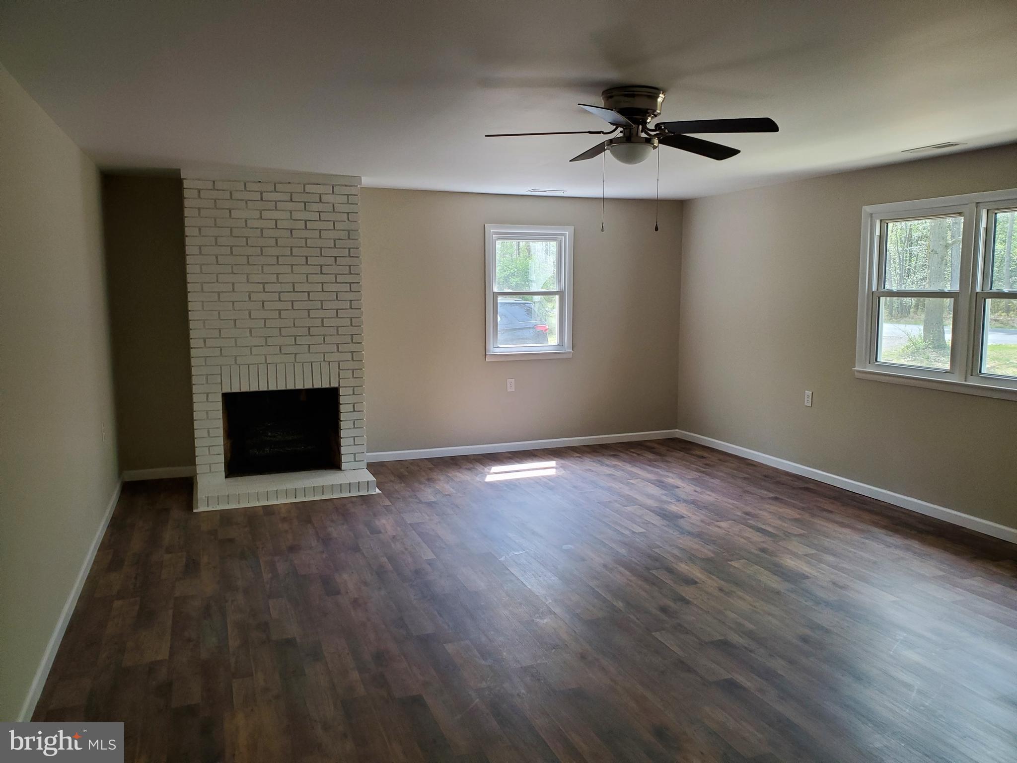 24868 Pinetown Road Denton, MD 21629 - Photo 6 of 26 Family Room