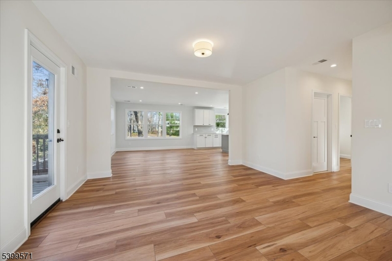 73 Fox Hill Road Denville, NJ 07834 - Photo 6 of 44