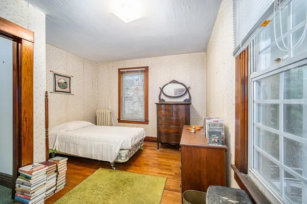 $291,000 | 305 East Michigan Avenue, Saline, MI 48176