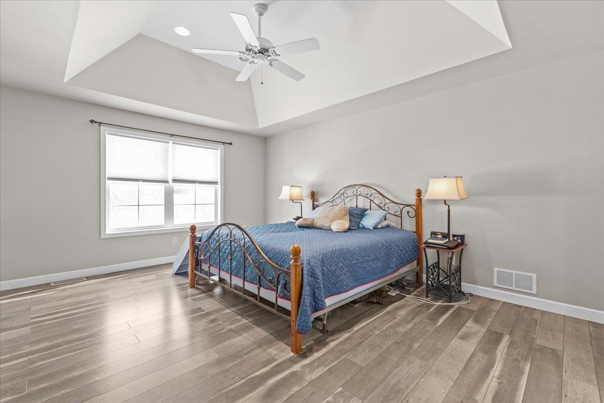 13 Butternut Circle Milton, VT 05468 - Photo 20 of 38